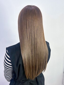 アルバム 新宿(ALBUM SHINJUKU) 似合わせカットフェミニンロングマロンベージュ_ba541391