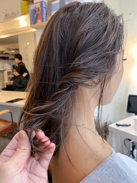 ソルトウォーター 南堀江(SALT WATER) グレージュ