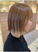 ベージュグラデーションボブ