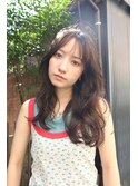 柔らかベージュ　空気感カット