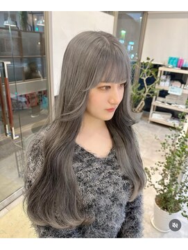 デジーヴュー(desir beaux) プラチナグレー