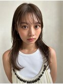 薄め前髪　レイヤースタイル　顔回りレイヤー　ハイレイヤー