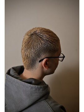 チルチェア 高円寺店south area.(CHILL CHAIR) バーストフェード <高円寺> <理容室> <バーバー>