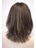 ウィロー(WILLOW)&nbsp;【WILLOW京橋】お白髪ぼかしハイライト/グレージュ/森光みやび