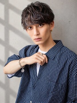 ロエメンズ(LOE men’s) リバースセンターパート/ニュアンスパーマ[大宮]