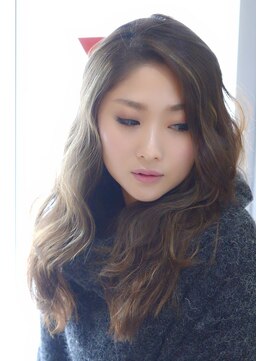 リプレイ(Replay) ヌケ感がかわいい☆上質ウエーブとハイライト☆