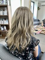 リブレ(Libre)&nbsp;cut colorブリーチ（オンカラー）