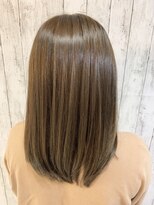 ラテ(latte)&nbsp;艶カラー×セミロング