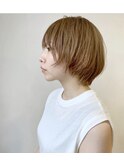 伸ばしかけマッシュショート×ミルクティーベージュ×【ISAO】