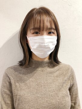 スナオ(sunao) エドルホワイトアッシュ×外ハネボブ×インナーカラー