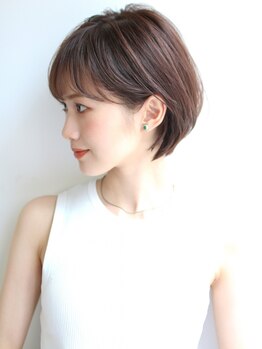 トウ(tou)の写真/【白髪ぼかしで冬めいた明るいスタイルを】細かいハイライトで自然に♪ワンラン上のスタイルに♪