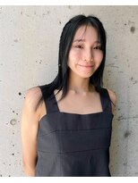 アサ(asa)&nbsp;大人可愛いストレートスタイル