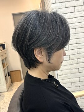 メモリーズ 銀座(Memories) ショートカット/ショートボブ/白髪ぼかし/髪質改善