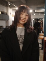 ヨー(Yoh-)&nbsp;【ミディアムレイヤー/中里千尋】顔周りレイヤー/レイヤーウルフ