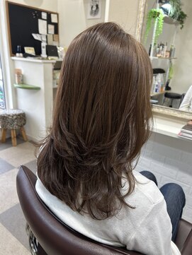 プティエール(Petit Ailes) セミロングレイヤー