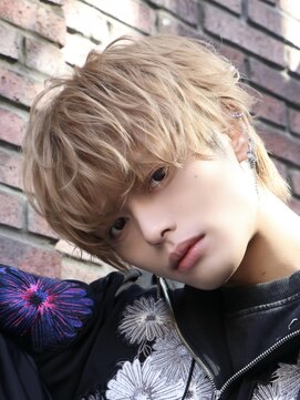 オーシャントーキョー 心斎橋(OCEAN TOKYO WEST) メンズヘアラウンドマッシュブリーチカラーゆるふわ