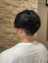 ココカラヘアー ニコ(cococara hair nico)&nbsp;ブルーブラック/刈り上げマッシュ/メンズパーマ