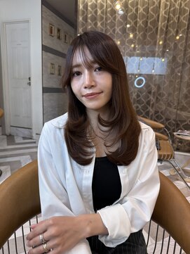 ロンドアベニール 北千住(Lond avenir) オリーブグレー/韓国風巻き/レイヤーカット/髪質改善/縮毛矯正