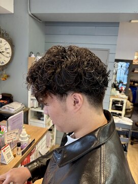 シータ 大山(THETA) アップバングパーマ