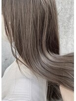 エッセンシャルヒビ(essential HlBl)&nbsp;やわらかグレージュカラー