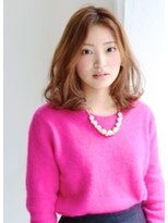 リプレイ(replay)&nbsp;髪の柔らかさを演出するふんわりウェーブ