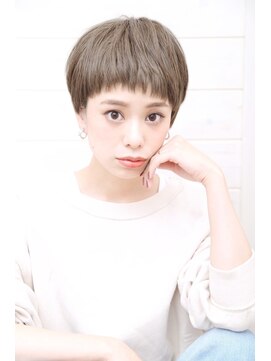 オーシャン(Ocean) [OCEAN Hair&Life藤原純] 分け目なしグレージュショート☆