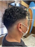 短髪ツイストパーマ×ツーブロック