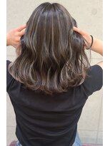 リプレイ(Replay)&nbsp;オイルカラー大人のグレージュ。ハイライトカラー