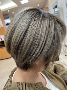 クール ヘアリズム 上田店(COOL Hair rhythm) ハイトーンショート