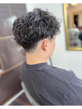 ウィズ(WiZ) MENA PERM STYLE -メンズウェーブパーマ-