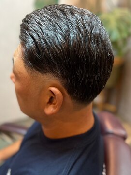 あおいはな(aoihana) 仕事でもプライベートでも!ツーブロックスタイル