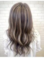 オカモ(Ocamo..)&nbsp;束感×ハイライト