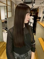 アカラ(acala)&nbsp;黒髪ロング【20代/30代/イルミナカラー/縮毛矯正/髪質改善】