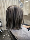 切りっぱなしミディアム　バレイヤージュ　ダブルカラー