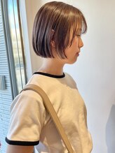 かわいいのにツヤっぽい！　切りっぱなしボブ　×　透明感カラー