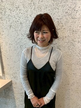 DAMANI 表参道 髪質改善/ヘッドスパ/ハイライト/白髪染め/白髪ぼかし/縮毛矯正 似合わせカット/ミディアムレイヤーカット[表参道駅]