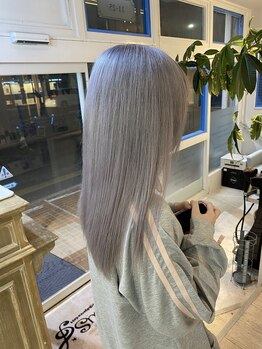 サーカス(Sircus)の写真/レイヤーカット、バタフライカット、ハッシュカットが得意◎骨格・髪質・クセなどを見極めたカット！