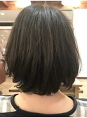 フェミニンボブ