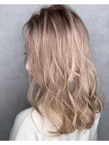 フィーネ(Fi-Ne)&nbsp;ミルクティーベージュ×外国人風グラデーション