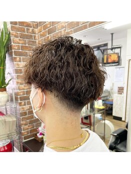 ヘアーサロン クロダの写真/メンズパーマならお任せ！髪の状態に合わせた薬剤を使用し、あなたのなりたいイメージを実現します☆