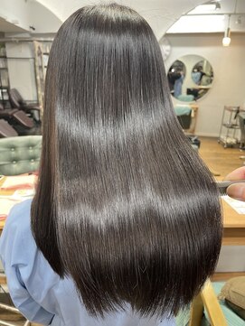 クオーレ(CUORE) ドライヤーで乾かしただけで簡単に綺麗にまとまる酸性縮毛矯正