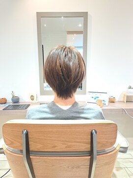 スタッフ(STUFF) ひし形シルエットの大人ボブ