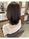 ミディアムレイヤースタイル