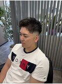 スキンフェードツーブロックショート刈り上げさっぱりメンズ短髪