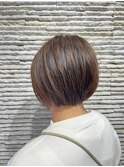 20代30代40代前下がりストレート小顔補正立体カット