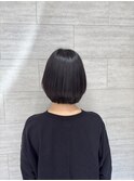 コロンとショートボブ