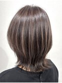 くびれミディアム　レイヤーカット【佐藤】