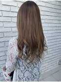 透明感グレージュ