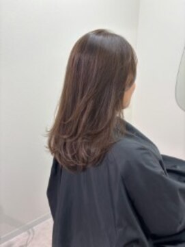 ロウ 町田(ROW) 働く大人女性の為のカット×カラー【ROW町田】