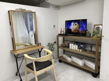 メアリー バイ メリー(marry by merry)の写真/【カミカリスマ受賞salon】1席のみだった個室を増設◎あなただけのプライベート空間で特別な時間を。